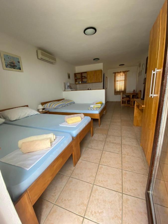 Apartmani Sunset Lopar Eksteriør bilde
